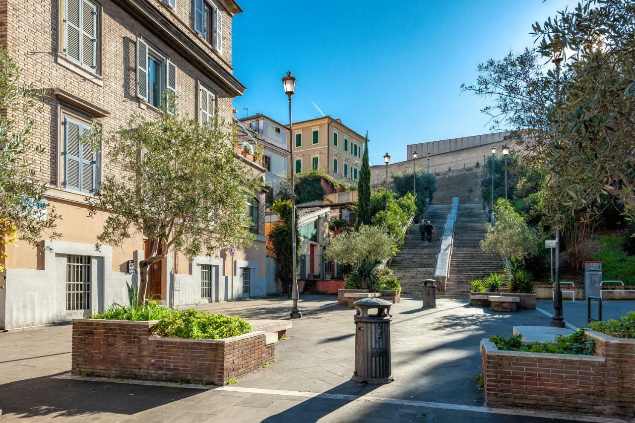 Vatican Caracciolo Rome Buitenkant foto